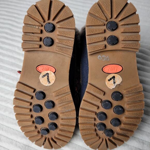 Lugz Faux Fur Lined Denim Look Boots Womens 7 Cozy Winter Lace Up Rugged Warm - Picture 7 of 9